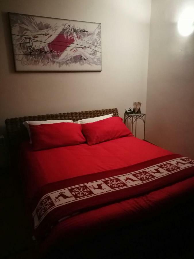 Bed and Breakfast Casale del Sole Garda Monzambano Exterior foto